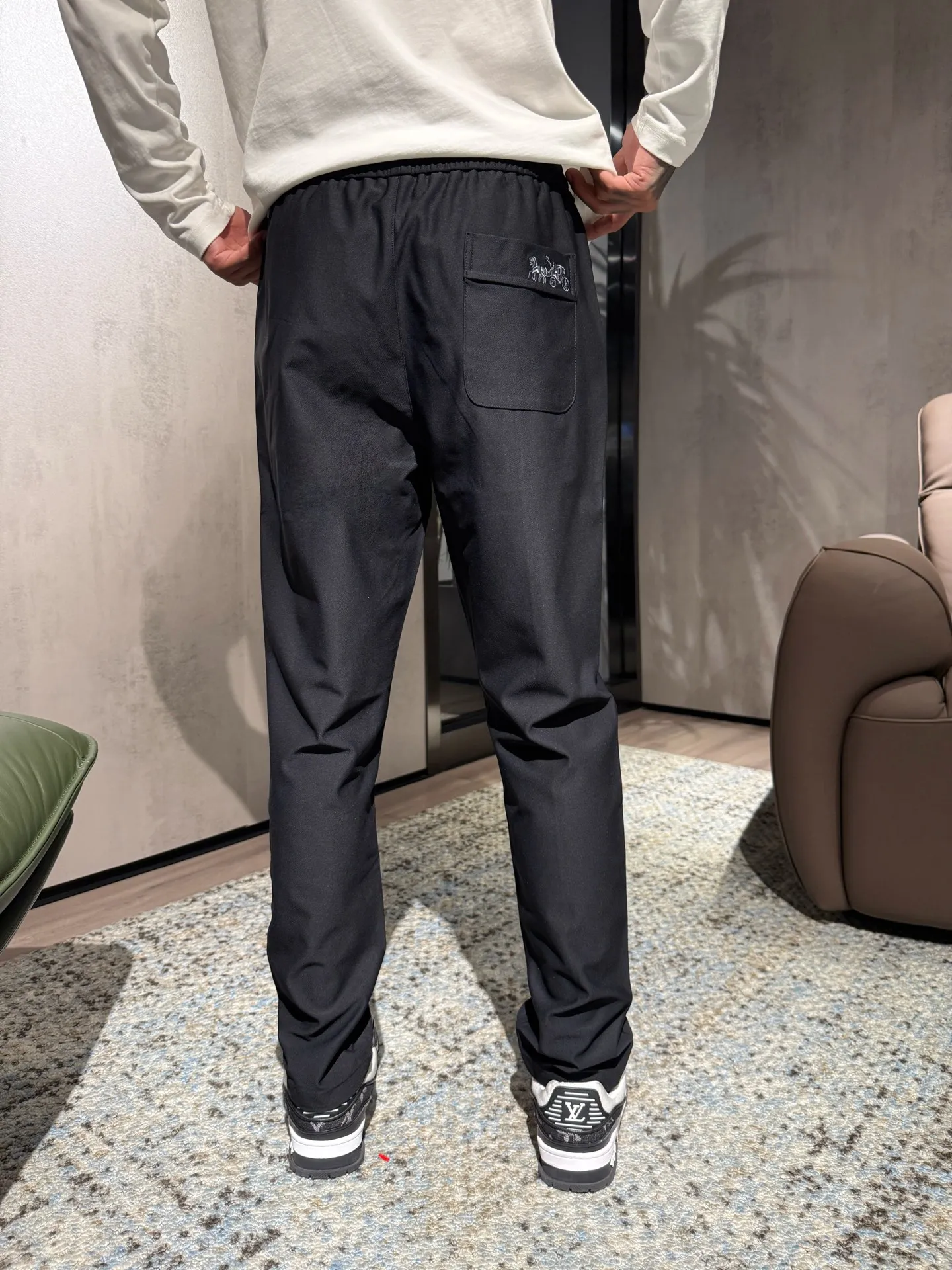 Coach, New Arrival casual pants, Original hard goods, simple and comfortable, unique design, creating a sense of simple lines, not picky, original custom fabric, excellent comfort, super style 👍🏻, 2⃣️ recommended colors, Sizes: M-3XL